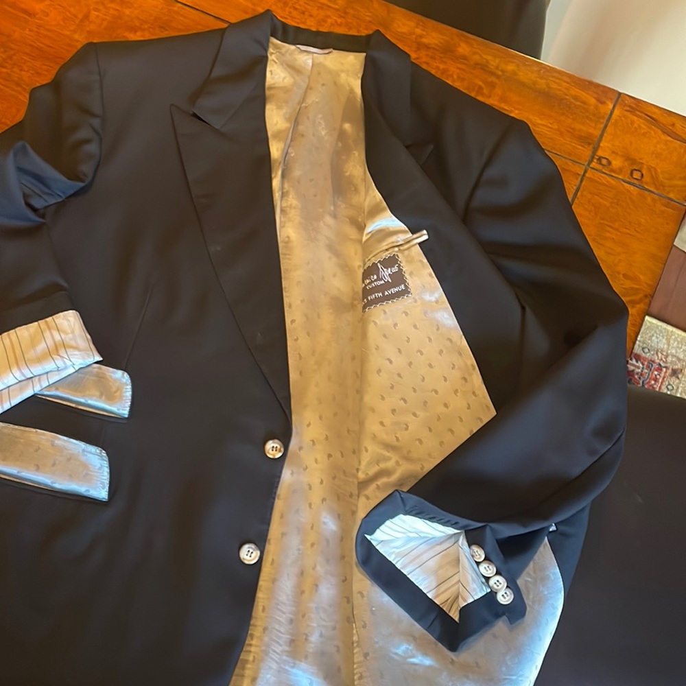 Saks Fifth Avenue Custom Domenico Spano navy sport coat, 46R